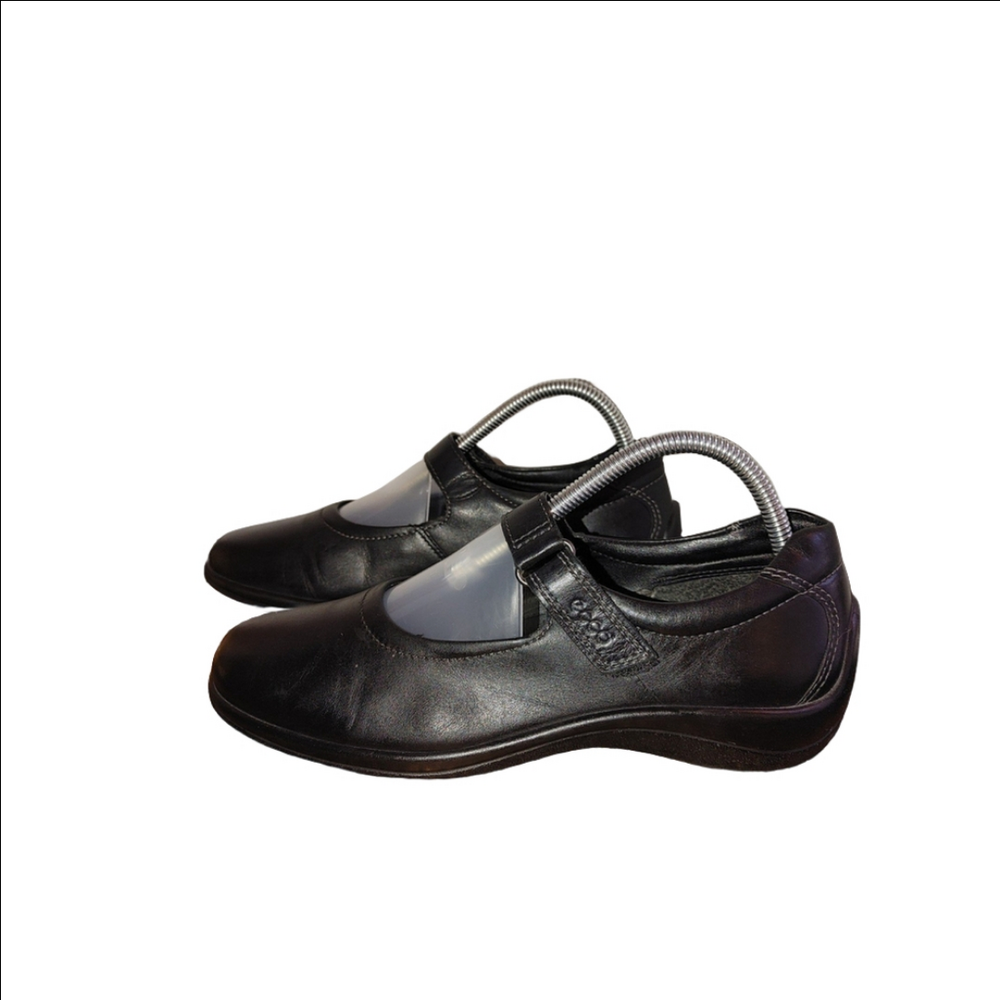 Ecco Light Mary Janes Size 39